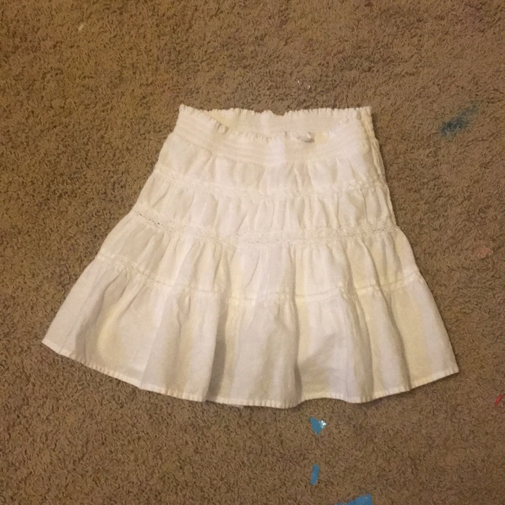 NEVER WORE BEFORE White lace kids skirt